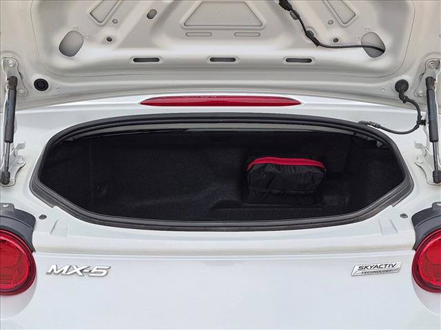 Used 2016 MAZDA MX-5 Miata Grand Touring RWD image 6