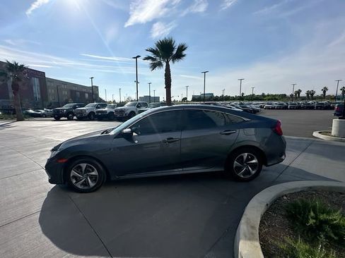 Used 2021 Honda Civic LX image 4