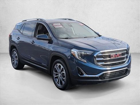 Used 2020 GMC Terrain SLT w/ Preferred Package image 3