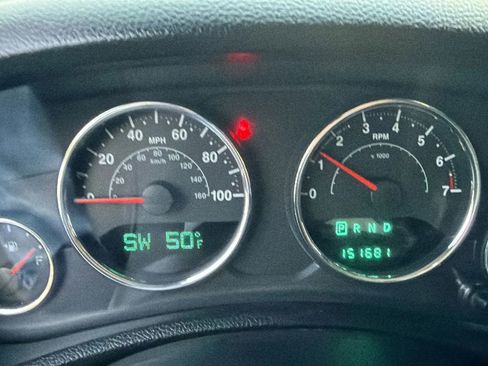 Used 2013 Jeep Wrangler Unlimited Sport image 13