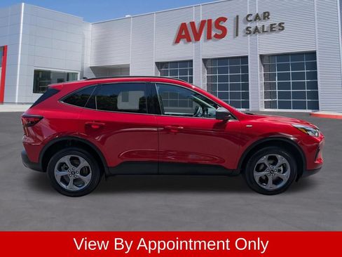Used 2025 Ford Escape ST-Line AWD/4WD image 5