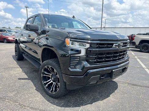 Used 2022 Chevrolet Silverado 1500 RST AWD/4WD image 6