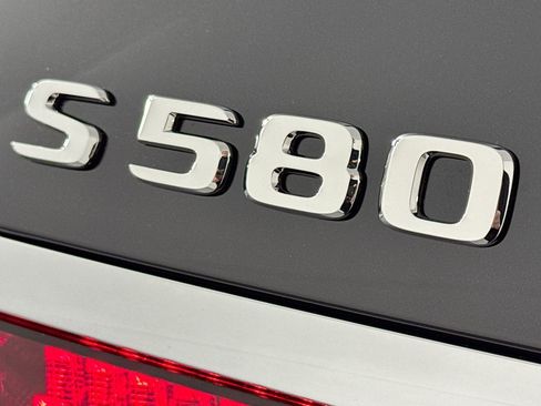 New 2026 Mercedes-Benz S 580 4MATIC Sedan image 8