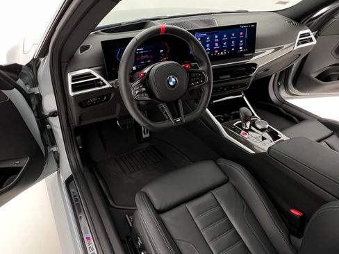 Used 2025 BMW M2 w/ Lighting Package image 23