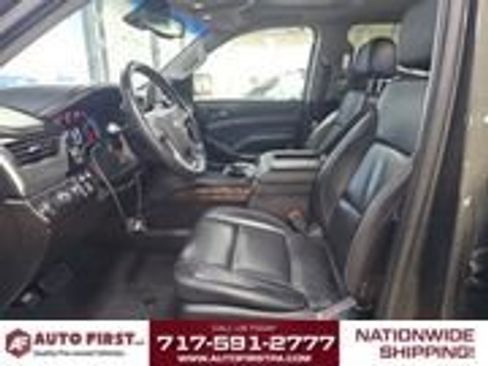 Used 2019 Chevrolet Tahoe LT w/ LT Signature Package AWD/4WD image 13