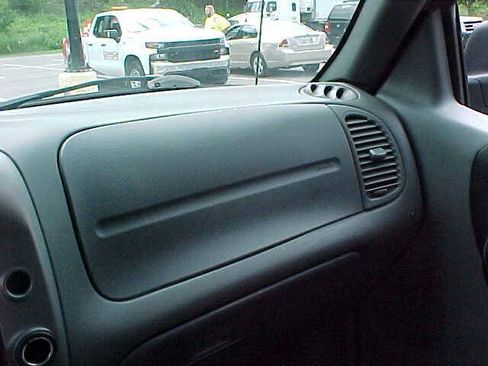 Used 2011 Ford Ranger XLT AWD/4WD image 21