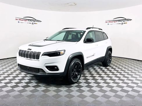 Used 2022 Jeep Cherokee Latitude image 4