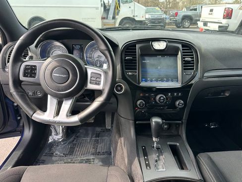 Used 2014 Chrysler 300 SRT8 Core w/ Harman/Kardon Audio Group image 12