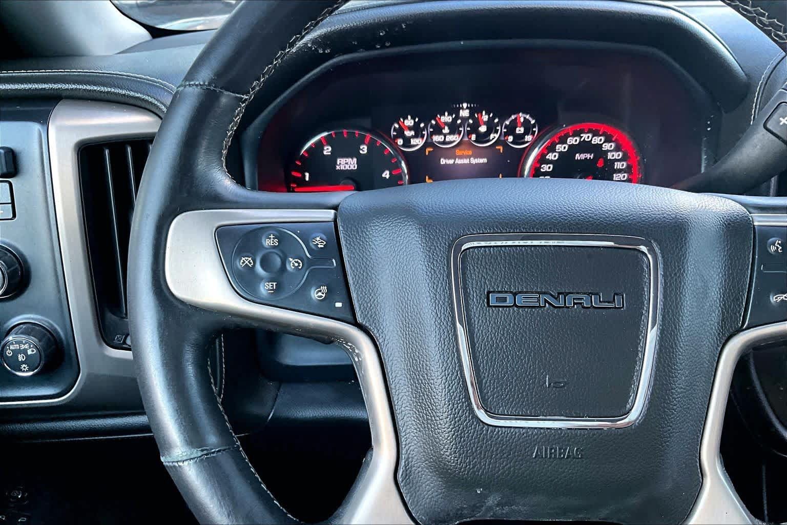 Used 2015 GMC Sierra 2500 Denali w/ Duramax Plus Package AWD/4WD image 24