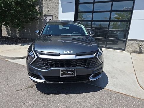 New 2025 Kia Sportage LX image 2