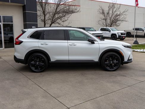 Used 2023 Honda CR-V Sport Touring image 8