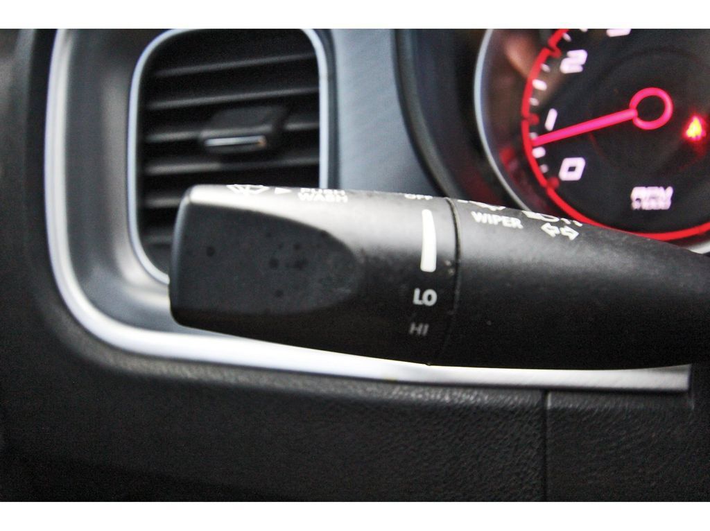 Used 2022 Dodge Charger Scat Pack RWD image 17