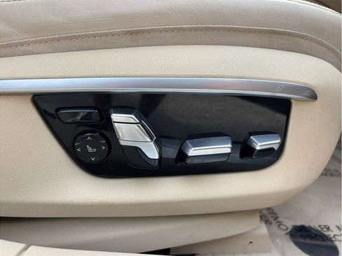 Used 2016 BMW 750i RWD image 48