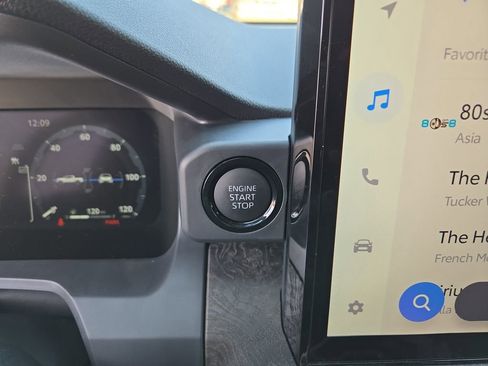 New 2026 Toyota Tacoma Limited AWD/4WD image 19