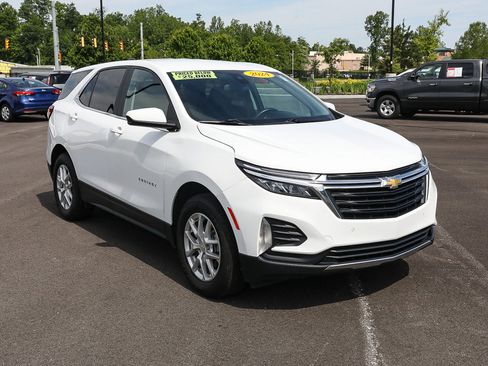 Used 2024 Chevrolet Equinox LT AWD/4WD image 9