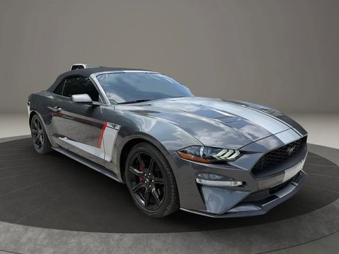 Used 2018 Ford Mustang Premium w/ Black Accent Package RWD image 7