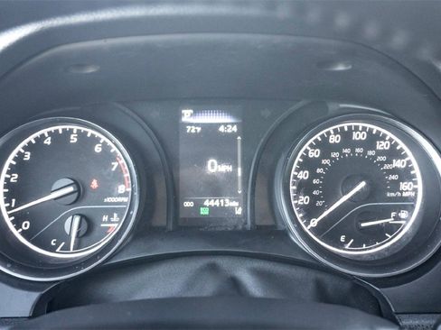 Used 2024 Toyota Camry SE image 22