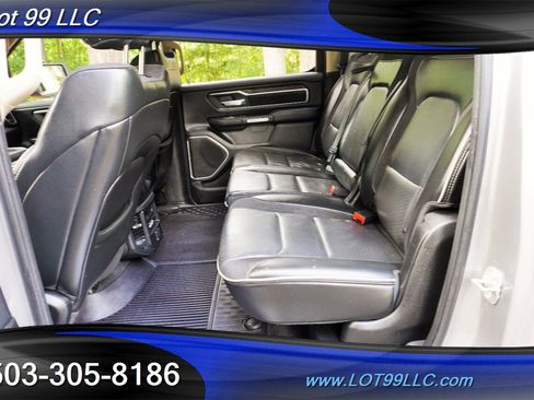 Used 2019 RAM 1500 Laramie AWD/4WD image 13