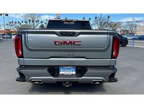 Used 2024 GMC Sierra 1500 Denali AWD/4WD image 5