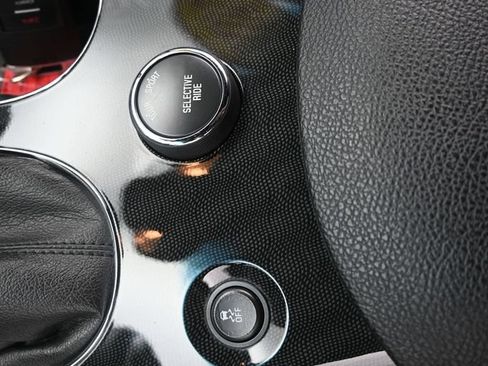 Used 2012 Chevrolet Corvette Grand Sport RWD image 19