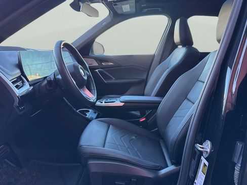 Used 2025 BMW X1 xDrive28i w/ Premium Package image 14