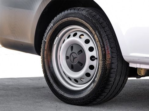 Used 2023 Mercedes-Benz Metris image 57