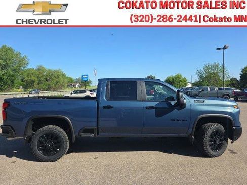 Used 2026 Chevrolet Silverado 3500 LT w/ Trail Boss Package AWD/4WD image 8