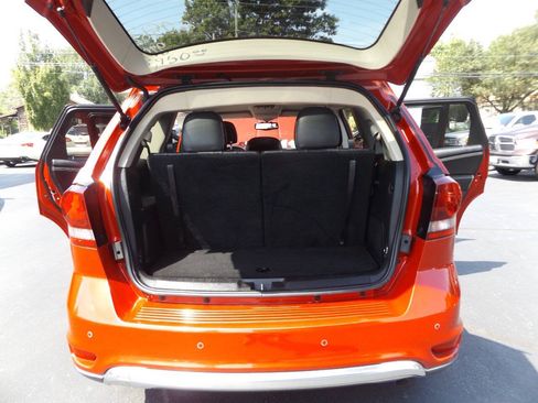Used 2016 Dodge Journey Crossroad FWD image 29