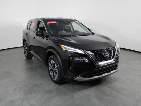 Certified 2023 Nissan Rogue SV image 5