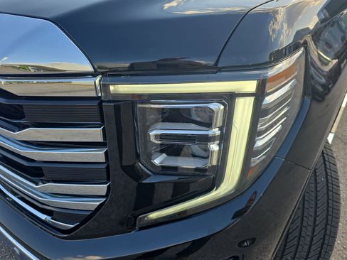 Used 2026 GMC Sierra 1500 SLT w/ SLT Premium Plus Package AWD/4WD image 34