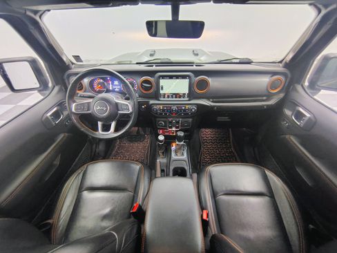 Used 2023 Jeep Gladiator Mojave w/ Cold Weather Group image 2