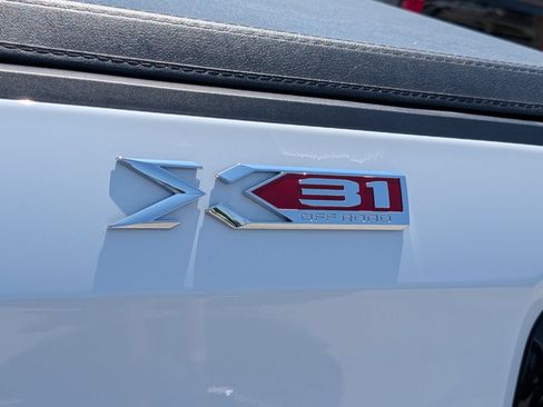 Used 2024 GMC Sierra 1500 Elevation w/ X31 Off-Road Package AWD/4WD image 10