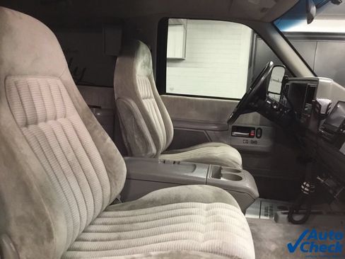 Used 1994 Chevrolet Blazer 4WD image 31