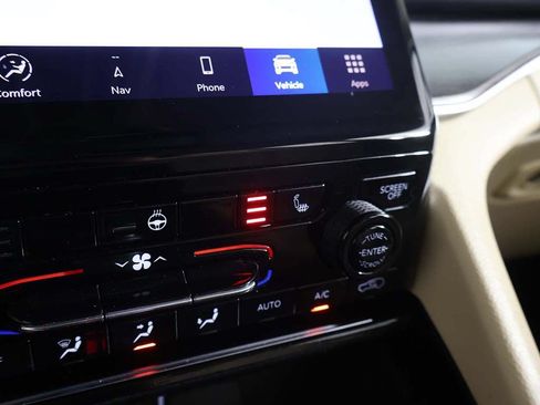 Used 2022 Jeep Grand Cherokee Limited AWD/4WD image 56