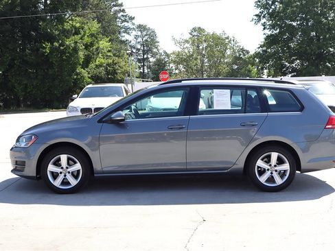 Used 2015 Volkswagen Golf TDI S FWD image 4