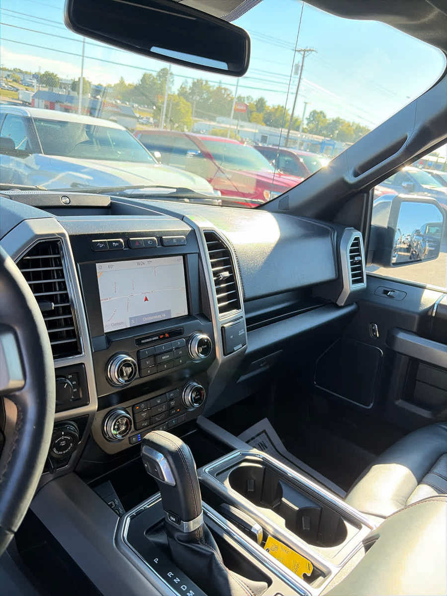 Used 2020 Ford F150 Platinum w/ Equipment Group 701A Luxury AWD/4WD image 25