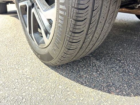 Used 2022 Jeep Compass Limited image 13