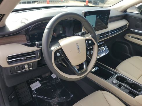 New 2026 Lincoln Corsair Reserve w/ Jet Appearance Package image 13