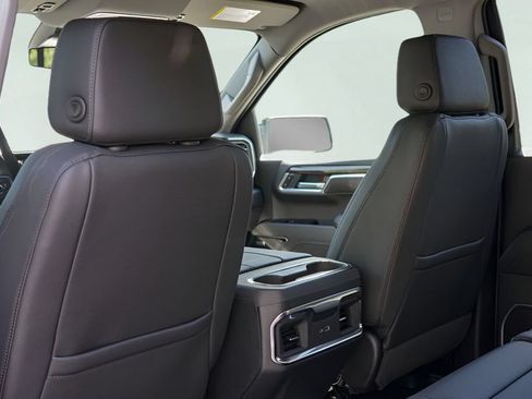 New 2026 GMC Sierra 1500 Elevation w/ Elevation Premium Package AWD/4WD image 18