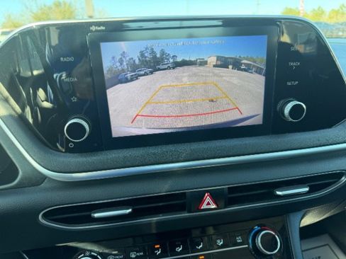 Used 2022 Hyundai Sonata SE image 17