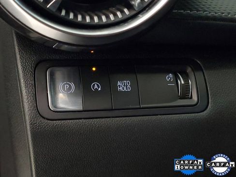 Used 2025 Chevrolet Equinox LT FWD image 13