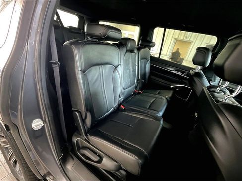 Used 2023 Jeep Wagoneer Series II image 18