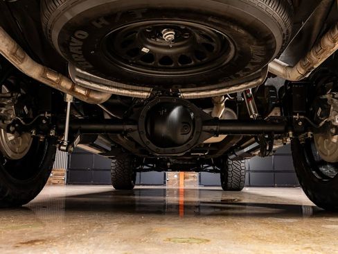 Used 2024 GMC Sierra 1500 Elevation image 16