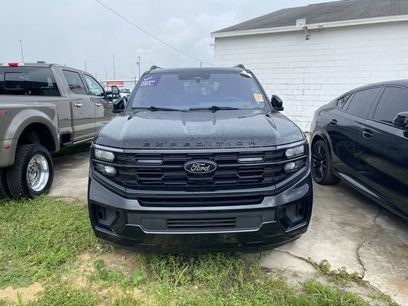 Used 2025 Ford Expedition Max Platinum w/ Stealth Appearance Package