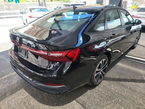 Used 2025 Volkswagen Jetta Sport FWD image 8