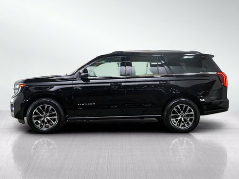 Used 2025 Ford Expedition Platinum AWD/4WD image 3