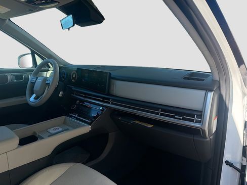 New 2026 Hyundai Santa Fe SE image 16