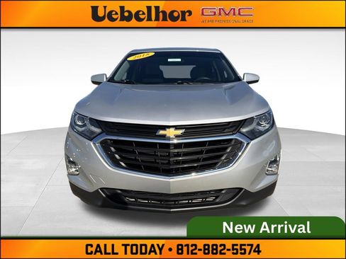 Used 2018 Chevrolet Equinox LT FWD image 11