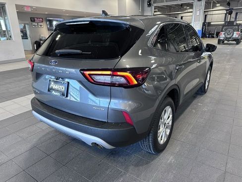 Used 2024 Ford Escape Active image 6