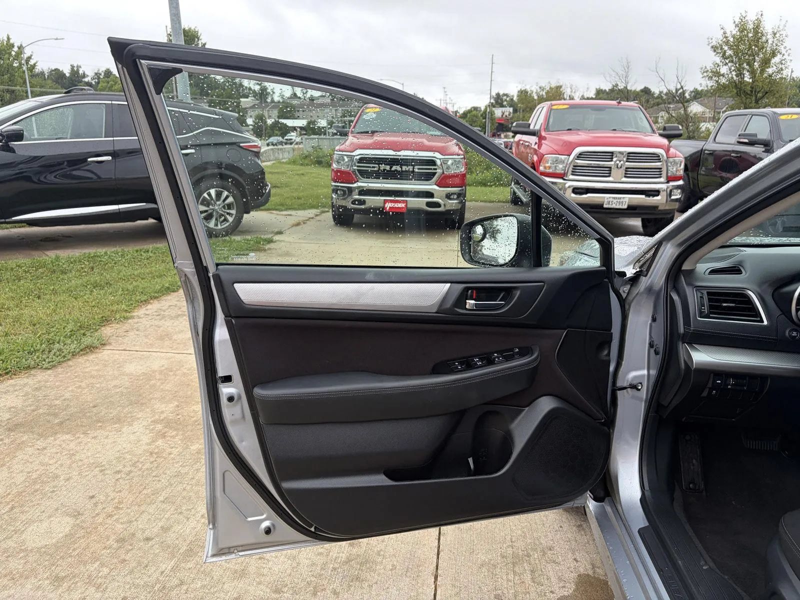Used 2018 Subaru Legacy 2.5i Premium AWD/4WD image 10